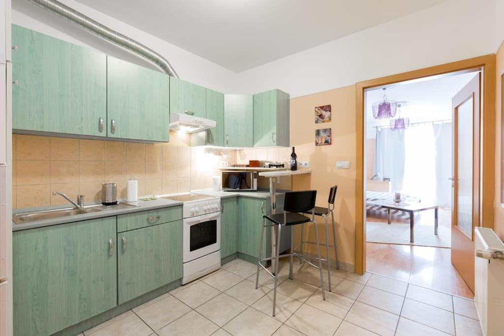 Acacia City Center Apartment Budapeste Exterior foto